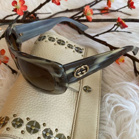 💞GUCCI 💞gorgeous sunglasses - Picture 13 of 17